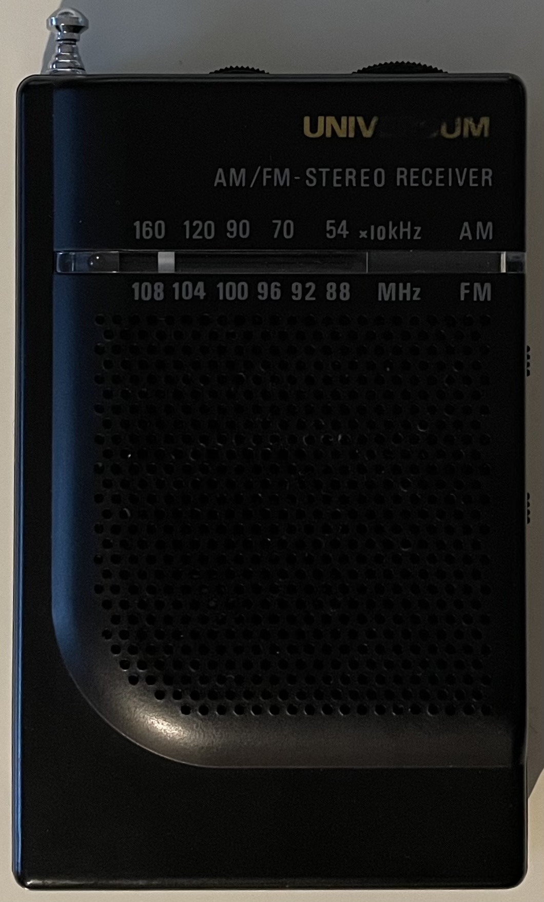Universum AM/FM-Stereo Receiver TR-1018