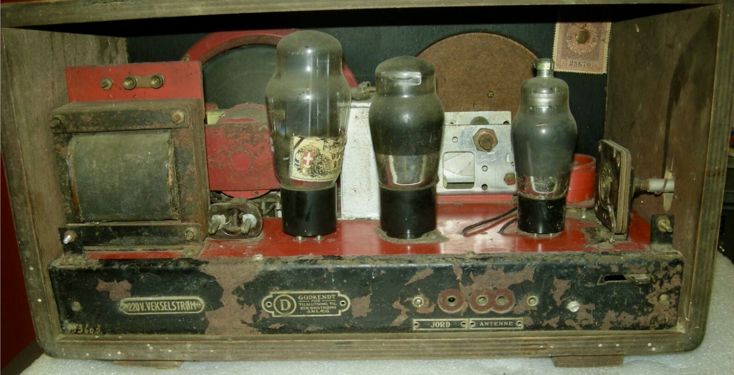 Grand Röhrenradio
